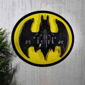 Preview: BatwingHolder die Acryl Halterung für dein LEGO® Batwing Modell Set 76161 Version Gelb