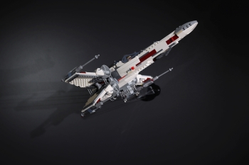 SpaceWing® W3 aus Plexiglas für eure LEGO Modelle  Tiefe: 25,0 cm