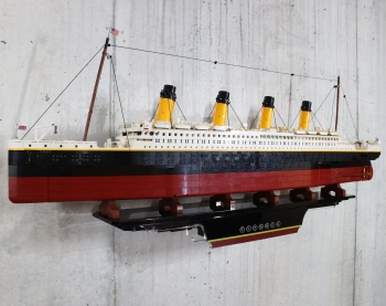 TitanicHolder die Acryl Halterung für dein LEGO® Titanic Modell 10294