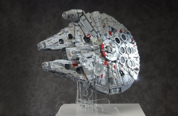 FalconFrame® Ständer für deinen LEGO Millennium Falcon 75192