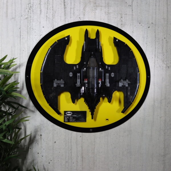 BatwingHolder die Acryl Halterung für dein LEGO® Batwing Modell Set 76161 Version Gelb