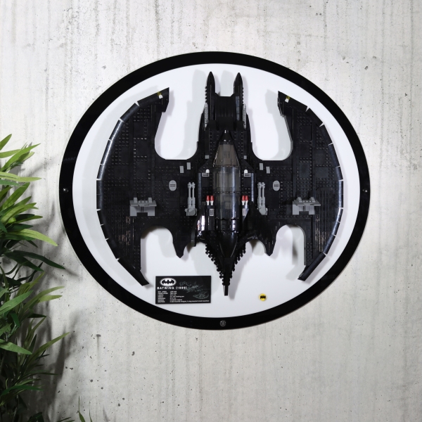 BatwingHolder die Acryl Halterung für dein LEGO® Batwing Modell Set 76161 Version Weiß