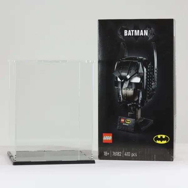 FiguBundle Vitrine + LEGO® Batman™ Helm 76182 FiguBundle Vitrine + LEGO® Batman™ Helm 76182