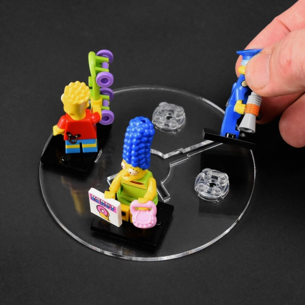 SingleTower Vitrine für 16 eurer LEGO® Sammelserien Figuren